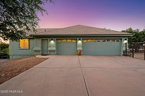 8640 N Granite Oaks Dr, Prescott, AZ, 86305-8720 | Card Image