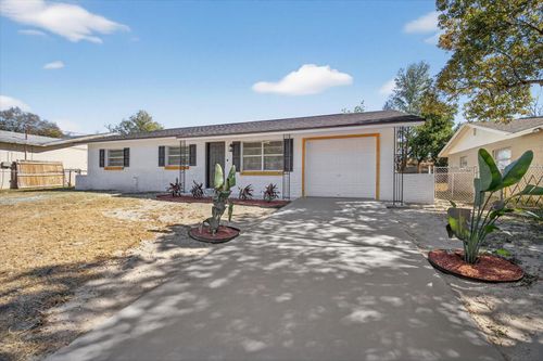 8309 Tupelo Dr, Tampa, FL, 33637-6453 | Card Image