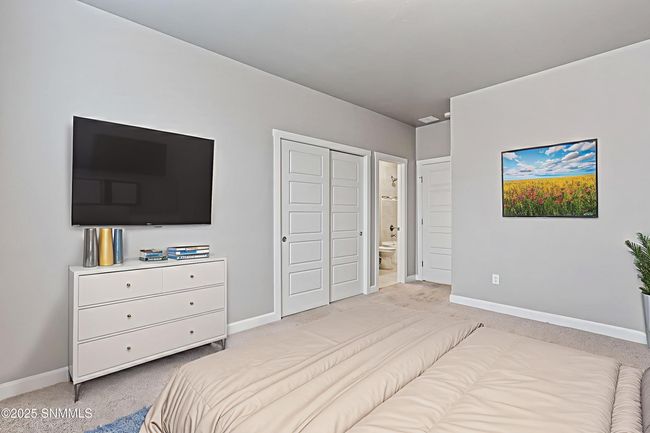 32-web-or-mls-IMG_4227 - Bedroom - Stand | Image 28