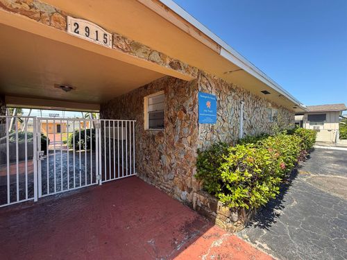 12-2915 Jackson Street, Hollywood, FL, 33020 | Card Image