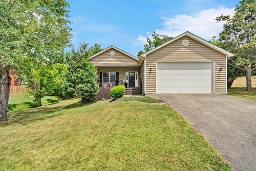 4851 Colonial Ave, Roanoke, VA, 24018-3911 | Card Image