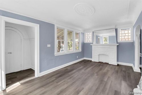 16588 Woodingham Dr, Detroit, MI, 48221-2984 | Card Image