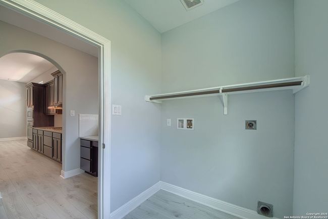 9770 Helotes Hl, House other with 3 bedrooms, 3 bathrooms and null parking in Helotes TX | Image 16