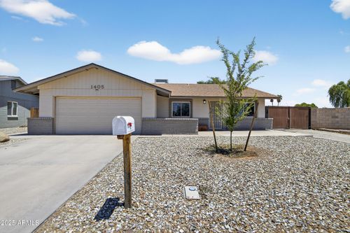 1405 W El Monte Pl, Chandler, AZ, 85224-2707 | Card Image