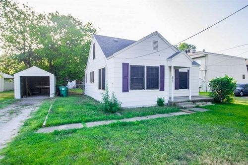 1101 Collier St, Denton, TX, 76201-6580 | Card Image