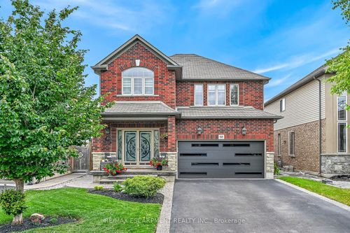 68 Garinger Cres, Binbrook, ON, L0R1C0 | Card Image