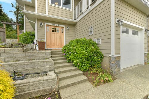 4645 Mallard Way, Cowichan Bay, BC, V0R1N1 | Card Image