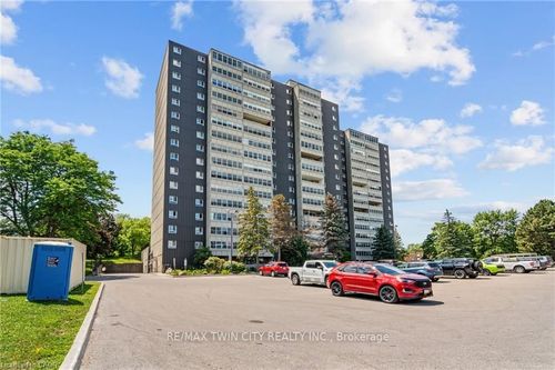 611-225 Harvard Place E, Waterloo, ON, N2J4H4 | Card Image