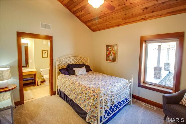 2445 Seiler Rd, House other with 3 bedrooms, 5 bathrooms and 2 parking in Alton IL | Image 44