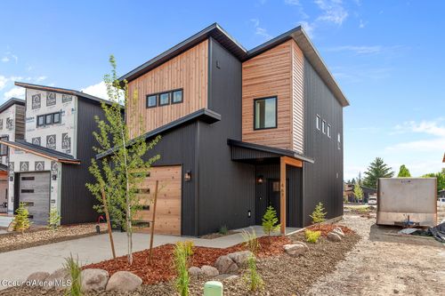 437 N Wylder Loop, Post Falls, ID, 83854-3918 | Card Image