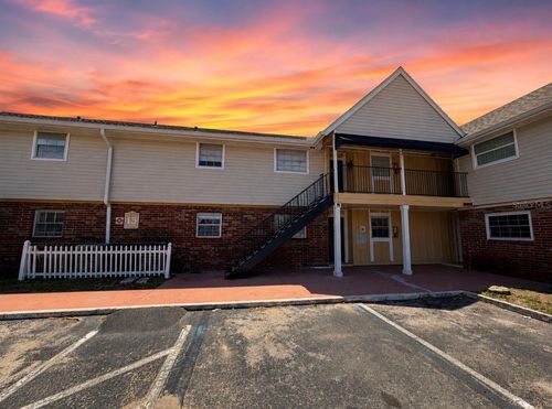 1505-200 Country Club Dr, LARGO, FL, 33771-2287 | Card Image