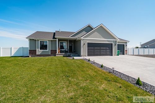5055 E Smith Dr, Iona, ID, 83427-1221 | Card Image
