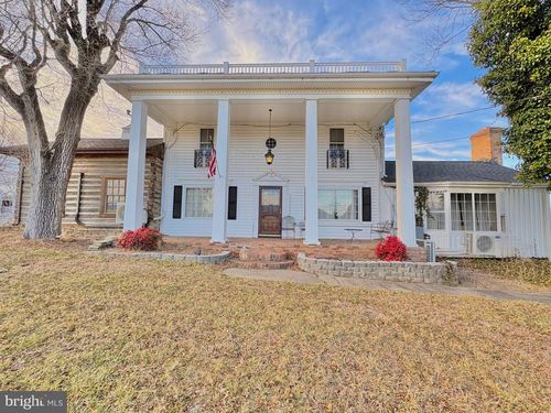 28427 Old Valley Pike, TOMS BROOK, VA, 22660-1921 | Card Image