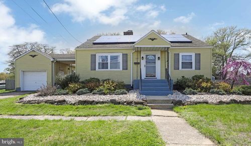 332 S Fellowship Rd, Maple Shade, NJ, 08052-1864 | Card Image