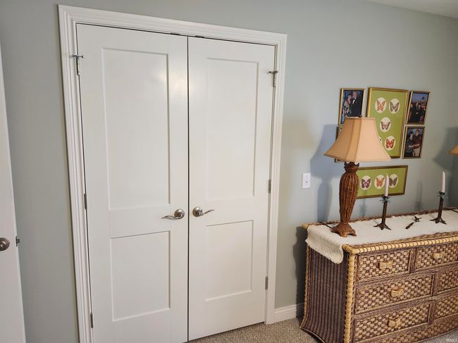 Great closet space! | Image 16