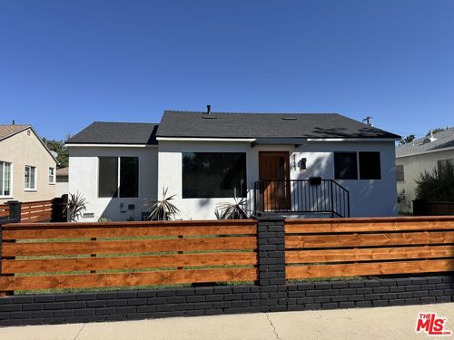 17643 Haynes St, Van Nuys, CA, 91406 | Card Image