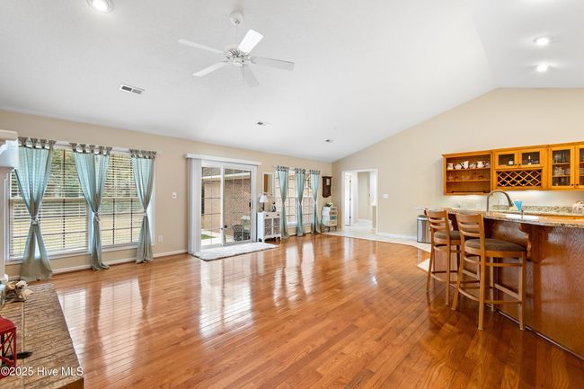 618 Oyster Bay Dr, House other with 3 bedrooms, 4 bathrooms and 2 parking in Sunset Beach NC | Image 15