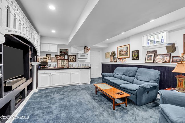 31 Woodview Dr, House other with 5 bedrooms, 4 bathrooms and null parking in Howell NJ | Image 21