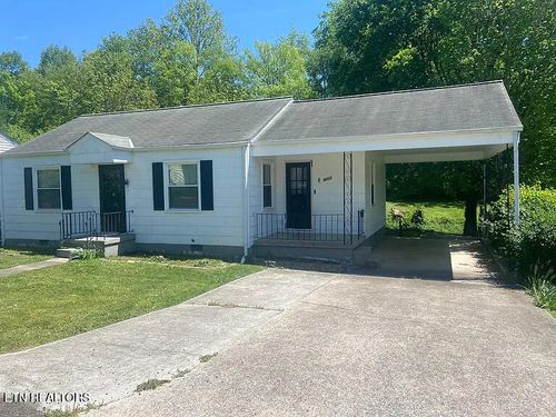 3010 Boright Dr, Knoxville, TN, 37917-2484 | Card Image