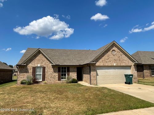 8821 Smith Ranch Dr, Southaven, MS, 38671-6600 | Card Image