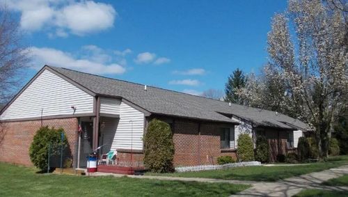 366 S Railroad St, Killbuck, OH, 44637-9525 | Card Image