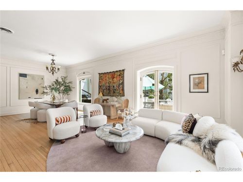 b-707 N Washington St, Denver, CO, 80203-3720 | Card Image