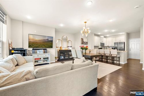 102 Wesmont Dr, Wood Ridge, NJ, 07075-2150 | Card Image