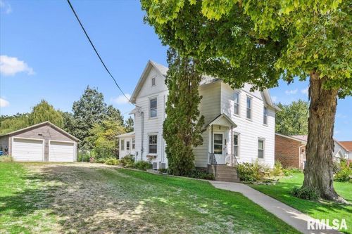 505 Kinzie Ave, Lost Nation, IA, 52254-7714 | Card Image