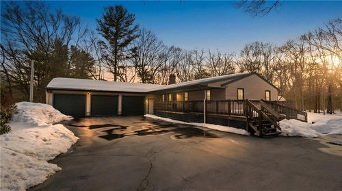 89 Carrs Pond Rd, West Greenwich, RI, 02817-2548 | Card Image