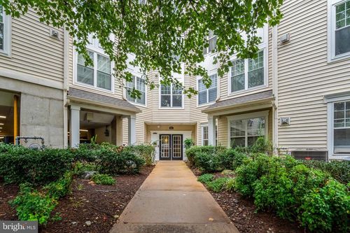 1-311-3851 Aristotle Ct, FAIRFAX, VA, 22030-7489 | Card Image