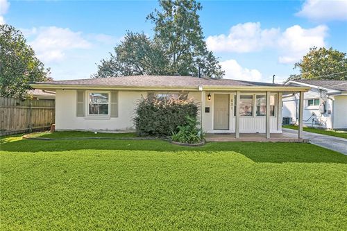 521 Moss Ln, River Ridge, LA, 70123-2831 | Card Image