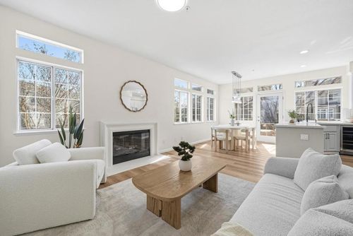 a-525 Porpoise Bay Ter, Sunnyvale, CA, 94089 | Card Image