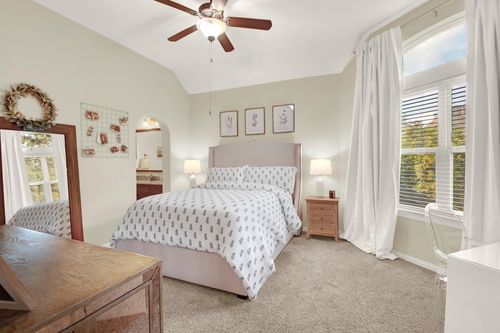 210 Chirping Squirrel Ct, Pinehurst, TX, 77362-4131 | Card Image