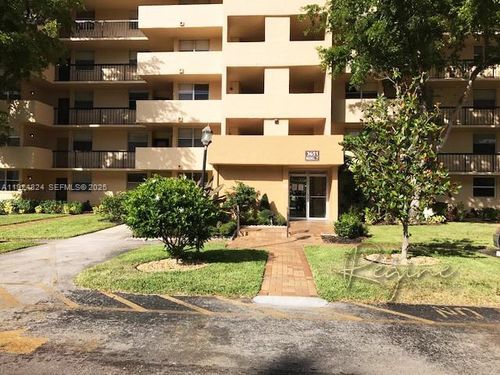 apt-256-3651 Environ Blvd, Lauderhill, FL, 33319-4222 | Card Image