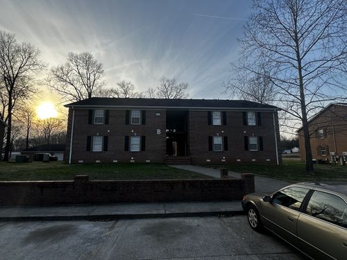 301 Ligon Dr, Shelbyville, TN, 37160-2865 | Card Image