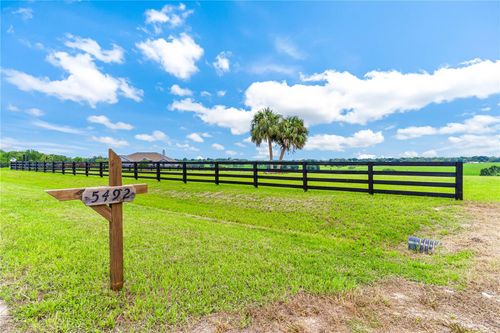 5492 Nantahala Ln, LADY LAKE, FL, 32159-2805 | Card Image