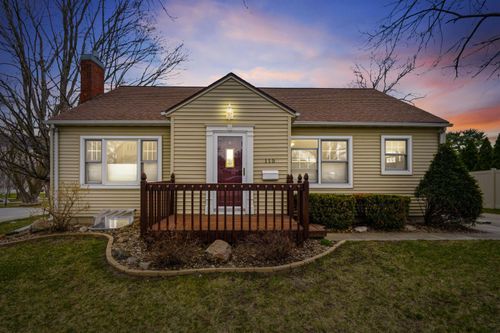 115 N Division St, Cedar Falls, IA, 50613-2117 | Card Image