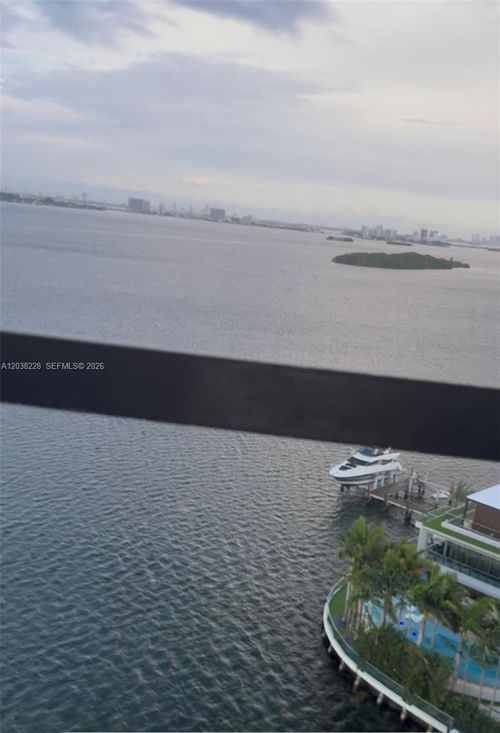 ph-8-11930 N Bayshore Dr, North Miami, FL, 33181-2900 | Card Image