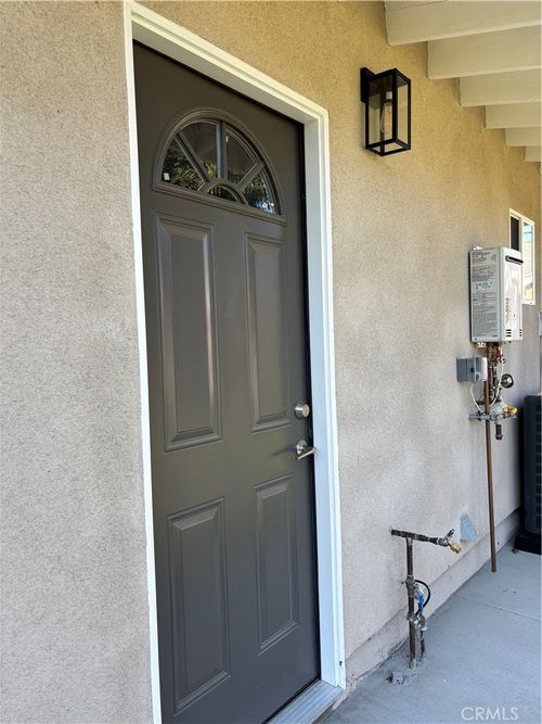 6537 San Miguel St, Paramount, CA, 90723-2907 | Card Image