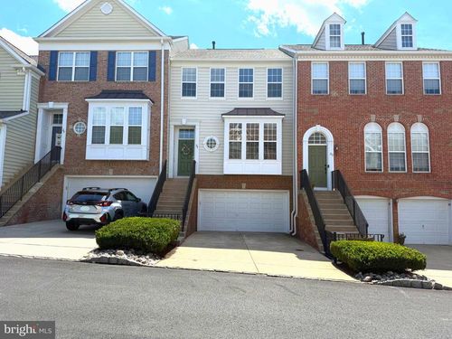 2804-27 Addison Ct, DOYLESTOWN, PA, 18901-2982 | Card Image