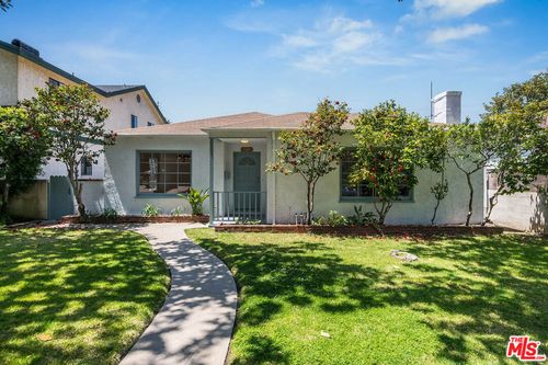 311 Whiting St, El Segundo, CA, 90245-2907 | Card Image