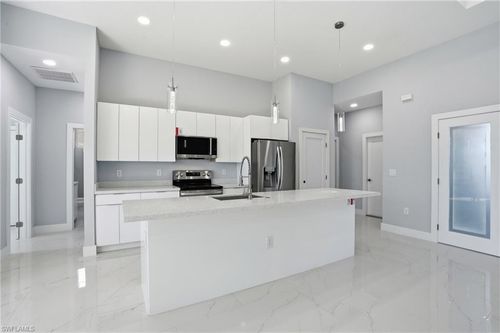 431 Palmyra Ave, LEHIGH ACRES, FL, 33974-2418 | Card Image
