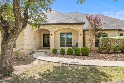 2718 Beaver Ln, House other with 4 bedrooms, 3 bathrooms and null parking in New Braunfels TX | Image 2