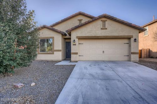 8253 W Razorbill Dr, Tucson, AZ, 85757-7908 | Card Image
