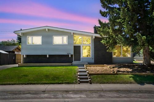 1039 Lake Bonavista Drive Se, Calgary, AB, T2J0N8 | Card Image