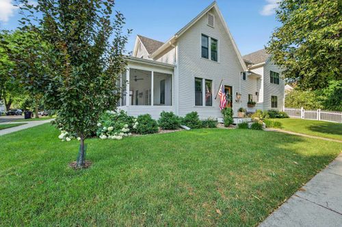 7403 Elmwood Ave, Middleton, WI, 53562-3105 | Card Image