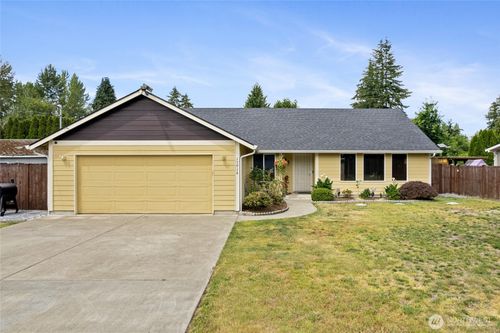 15914 85th Ave E, Puyallup, WA, 98375-6820 | Card Image