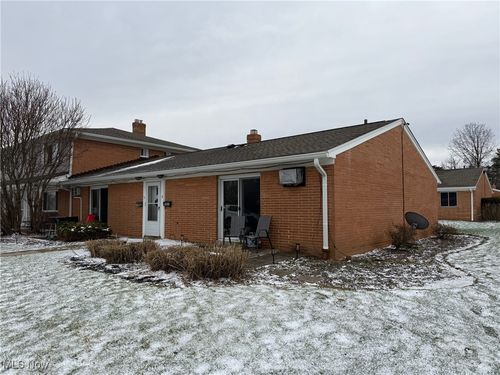 6-2465 Warren Parkway, Twinsburg, OH, 44087 | Card Image