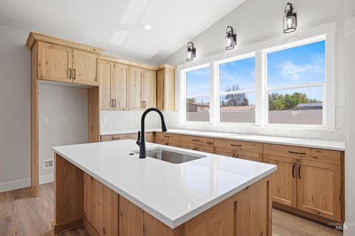 958 S Almond St, Nampa, ID, 83686 | Card Image