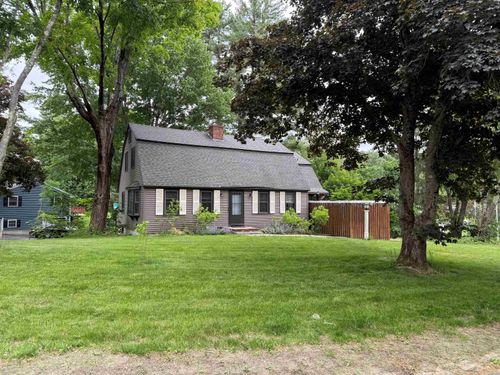 10 Martha Dr, Derry, NH, 03038-1612 | Card Image